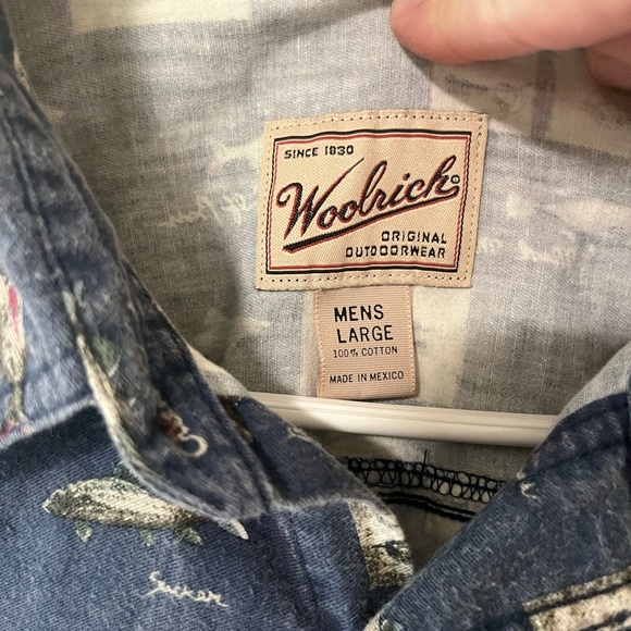 Vintage fishing lure button down shirt - Picture 3 of 4